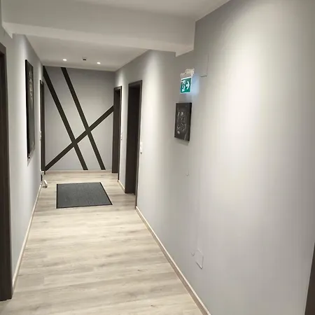 מלון M&m Loewen *