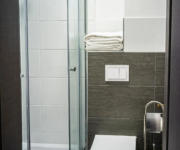 Отель M&m Loewen *