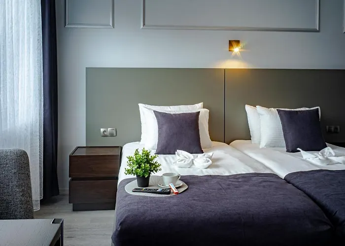 M&m Loewen Радевормвальд