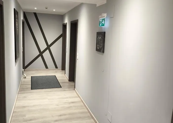 Отель M&m Loewen *