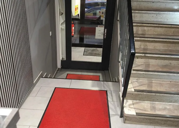 M&m Loewen Отель Радевормвальд